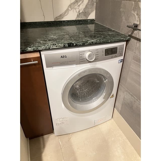 e4b61cfc63a24b7688a6ec4db10feff1