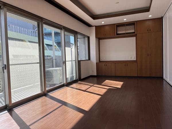 24b0801570b7447aa66ecfe8716ab7a1