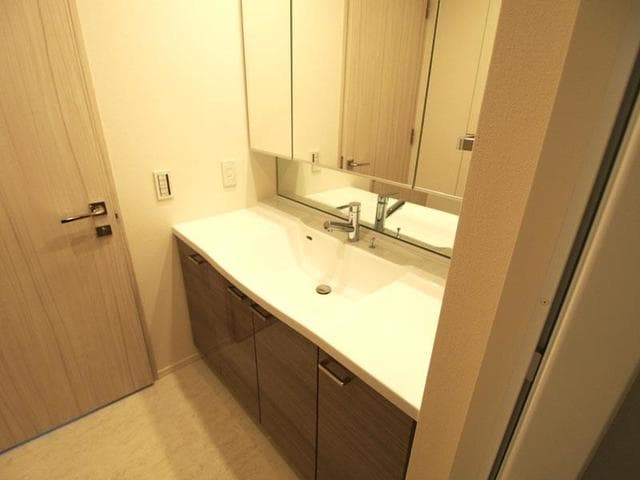 f12278c7e75442b59e9a7ecb2f6a2309