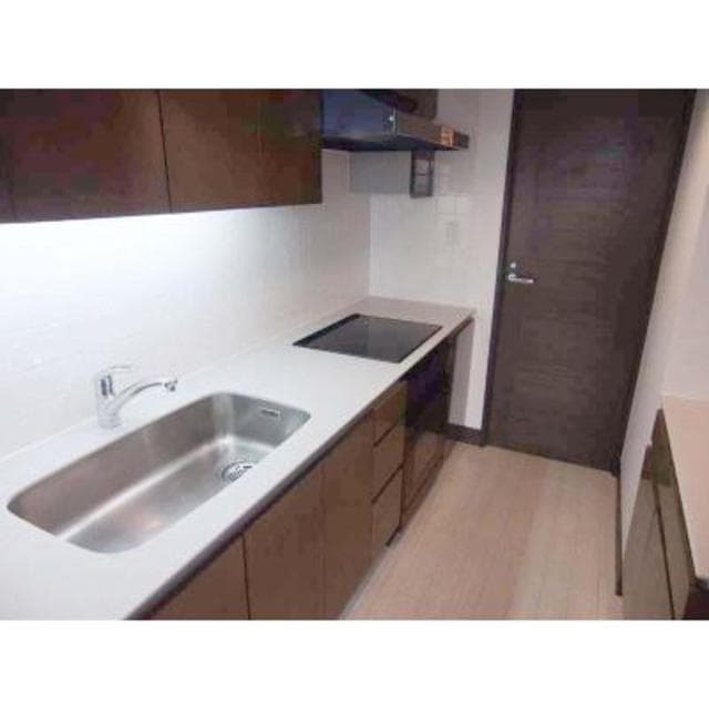 7762612a72e941e1bdd0766b14044788