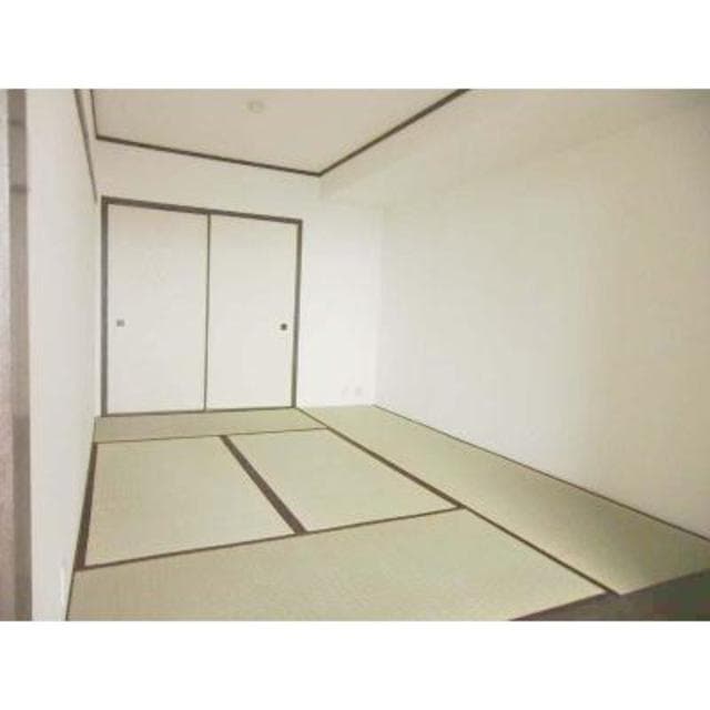 7762612a72e941e1bdd0766b14044788