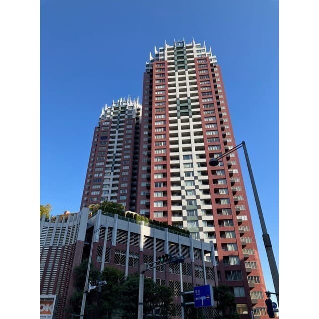 10fae652fd9641349b3922b6f120877e