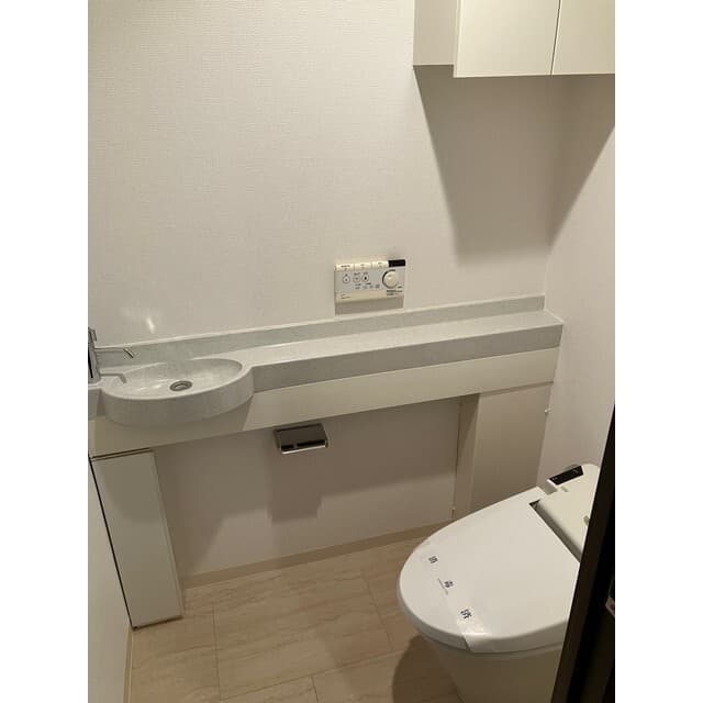 10fae652fd9641349b3922b6f120877e