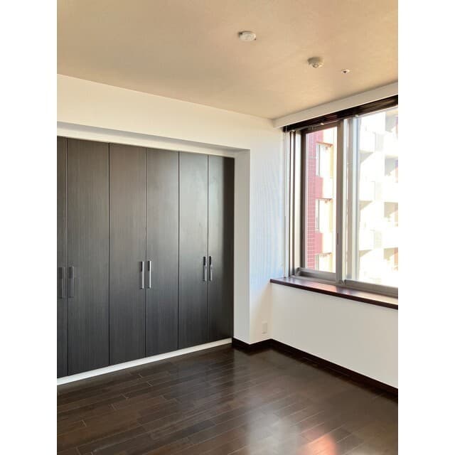 10fae652fd9641349b3922b6f120877e