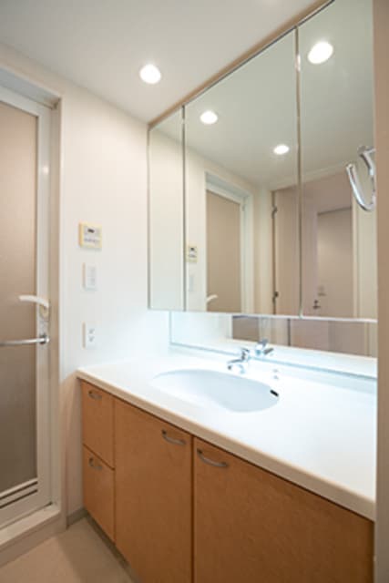 65b0921be5b240ffbf6d0162e0d21abb