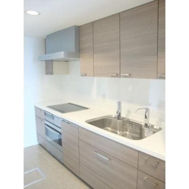 7762612a72e941e1bdd0766b14044788