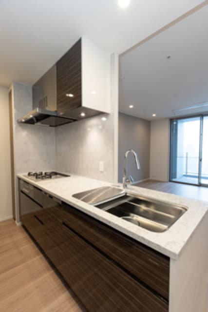 48abea2a1fd74e4094f1def1d3e1beab