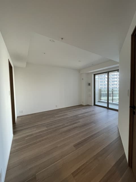 ee01473078d642c995b1ae6257ff3ed2