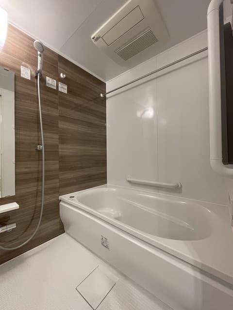 ee01473078d642c995b1ae6257ff3ed2