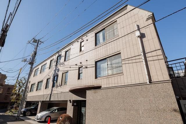 3569b16206054a64807d403f419d4d67