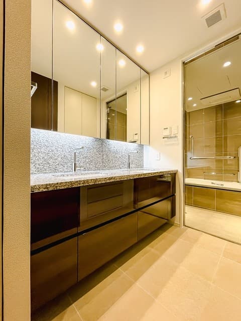 55f1637f99924dbab13f35186aecc56b