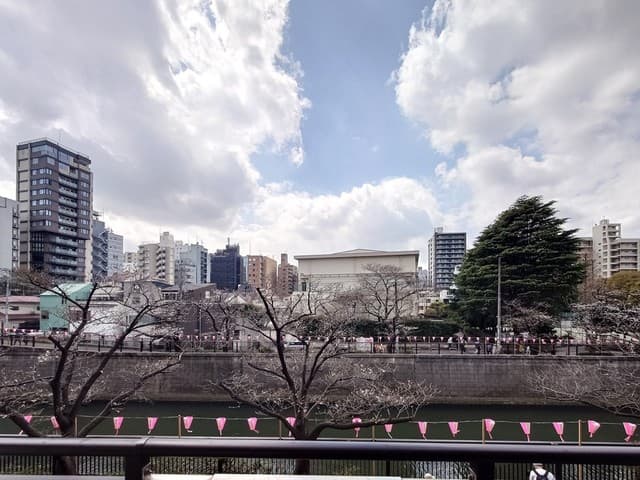 870324121c7948a2bd0d7ca7572e3911