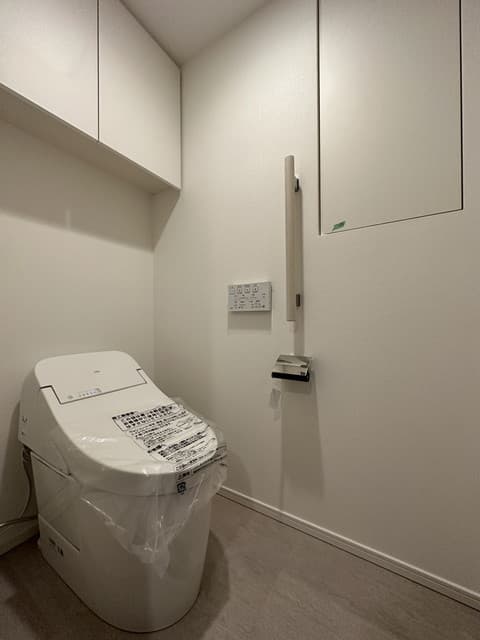 8a3c1b1f5c664d3ba83c8a0091109806