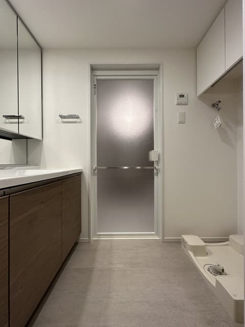 8a3c1b1f5c664d3ba83c8a0091109806