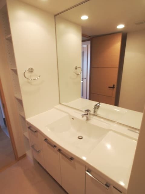 ba51e16dd9d64d3b8d56cf31db03a09f