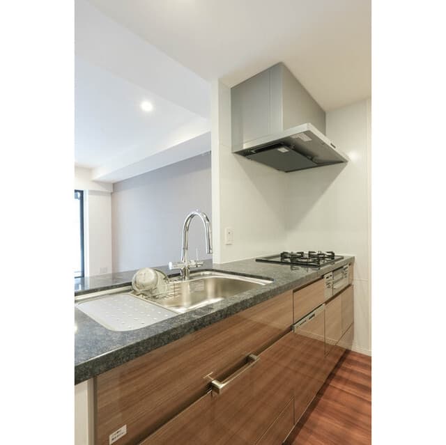 deb968aaa45148eda7b061aeb16eb0ee