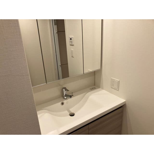 af7405de76f24e4eb9d672e6de23806d