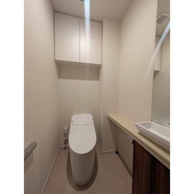 d2254e1b8c374686b255bbf6da96e052