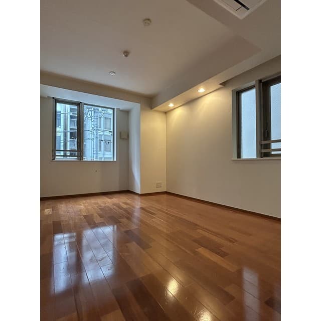 d8e62e1f35064276a702a01fb0b4a286