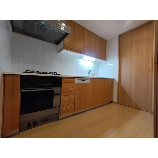 dd1f45a4a8de40d59fcb58184fcd7abc