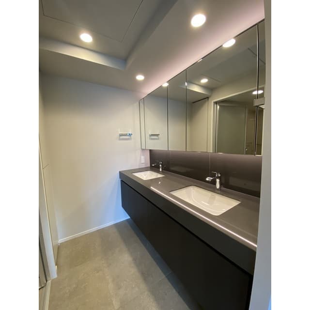 571b9a531ba24f3188f9a56b0fe09dd2