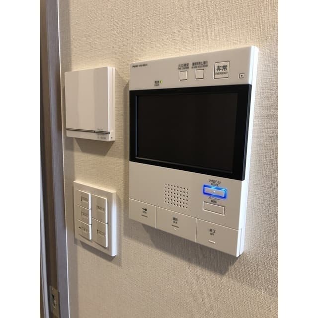 e705859ba3144ec8916859d973e9a600