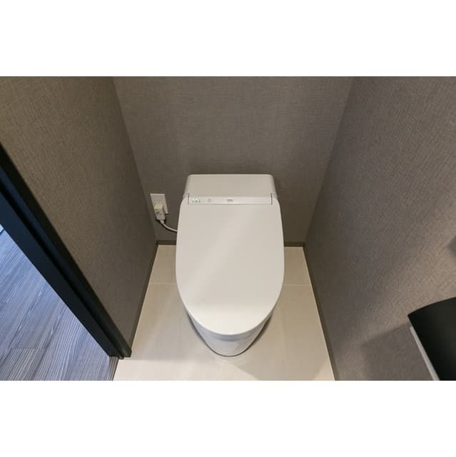 499d404ec43b49c4a63eb4940b10975f