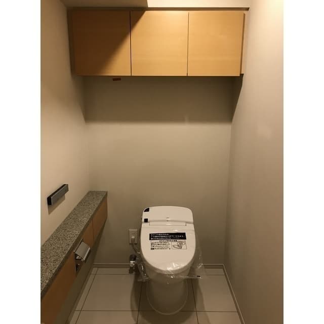 5cff2e492d5c4d85b051218b9c91641e