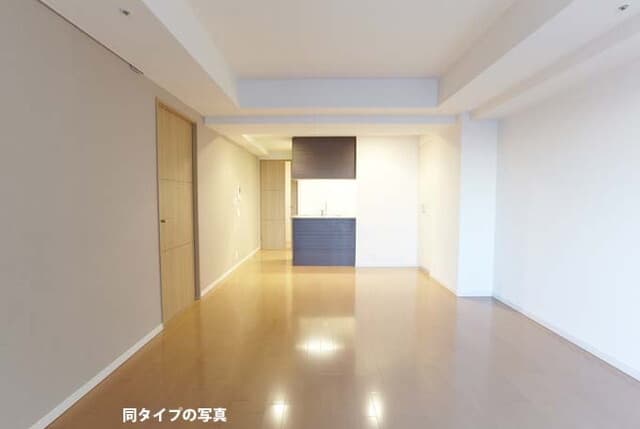 33a19fb9b76444f1ace1aa582a04168a
