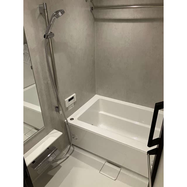 24ab2d8ef3b842de971faf9002533303