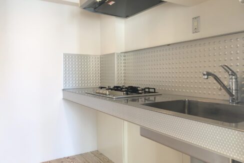 Meguro Apartment kitchen