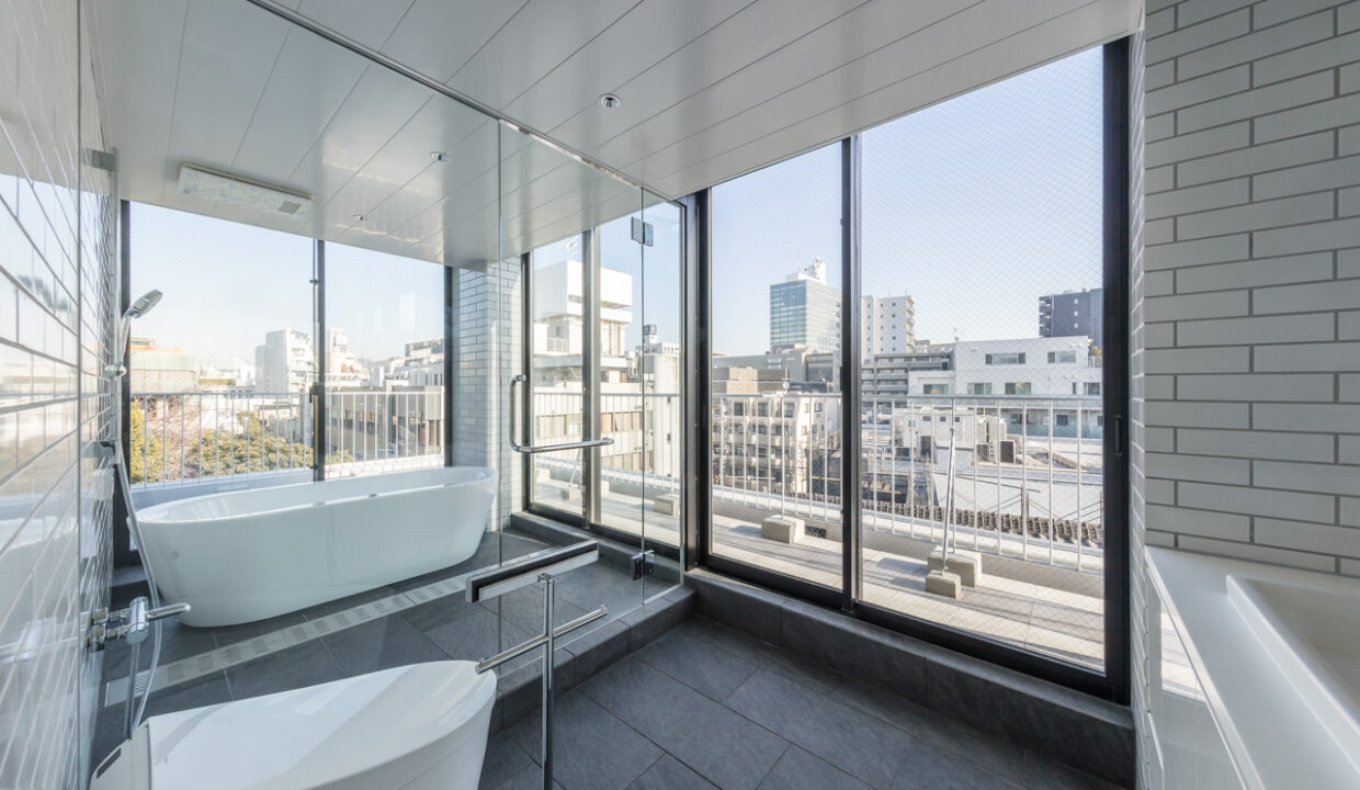 shibuya luxury apartment bathroom