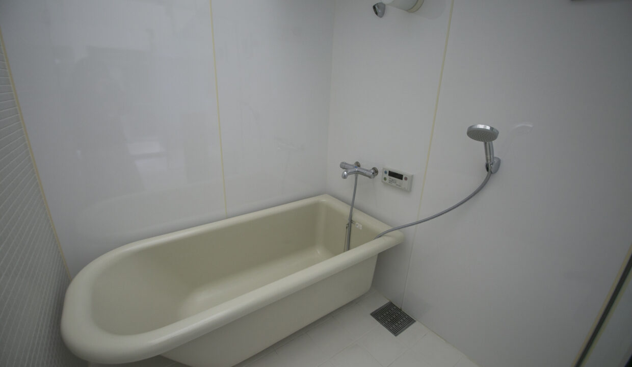 Gran Casa Roppongi bathroom
