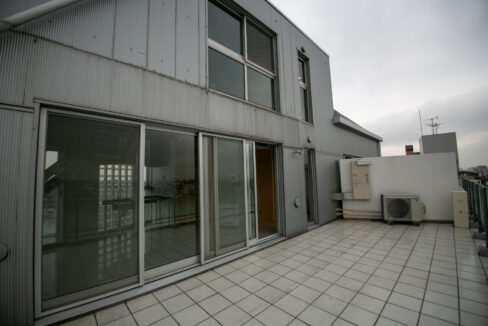 Castalia Yutenji roof balcony3